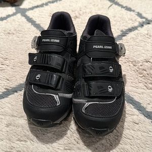 Pearl Izumi enduro iii spin shoe size 40 (9 us)
